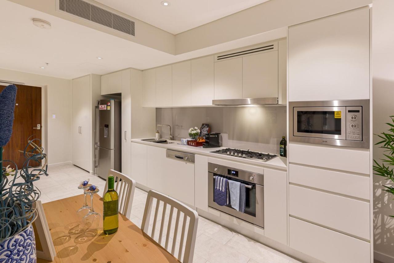 דירות בריסביין Hamptons Retreat On Level 77 Skytower מראה חיצוני תמונה