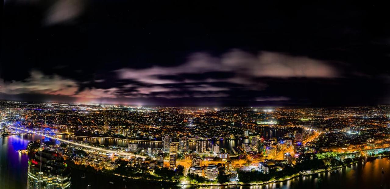 דירות בריסביין Hamptons Retreat On Level 77 Skytower מראה חיצוני תמונה